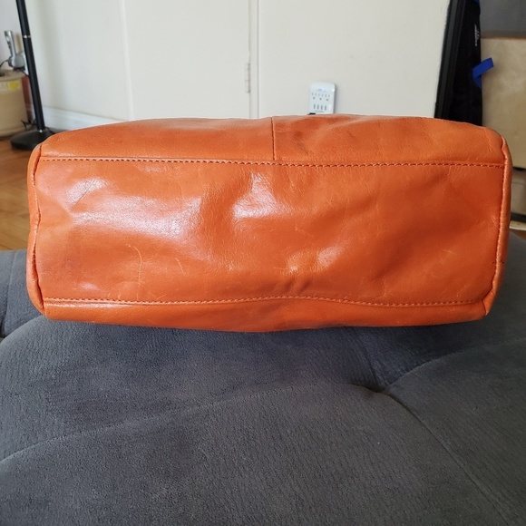 🦄  🎉HP🎉Orange Leather Badgley Mischka Satchel Bag - Picture 3 of 7